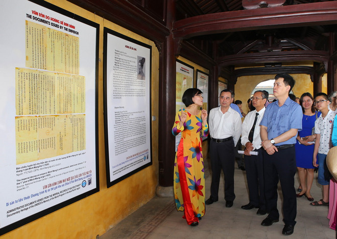Triển lãm văn bản Nhà nước nhìn từ Châu bản triều Nguyễn ảnh 1