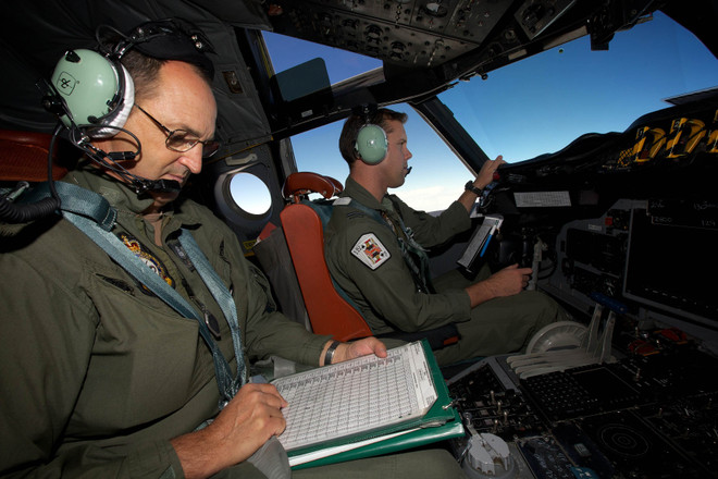 Malaysia quyết định dừng tìm MH370 ở vành đai bắc ảnh 1