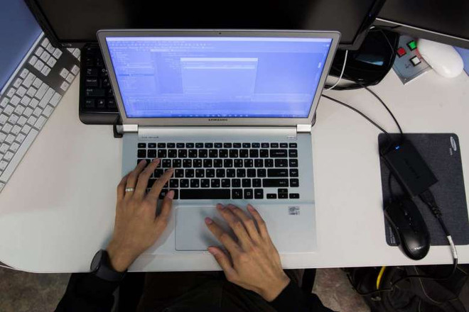 Singapore chặn Internet trên máy tính làm việc của công chức ảnh 1