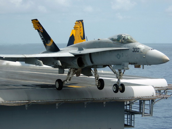 Máy bay FA-50 của Hàn Quốc tập trận kiểm tra sẵn sàng chiến đấu ảnh 1