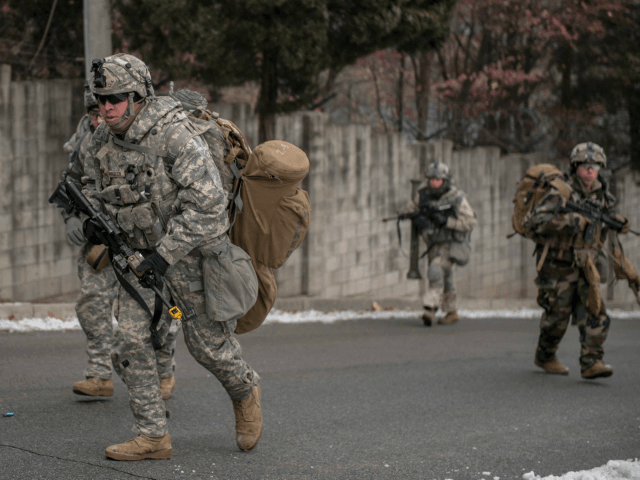 Quân đội Mỹ duy trì sự sẵn sàng cho khả năng đối đầu với Triều Tiên ảnh 1