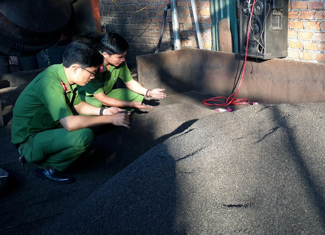 Bộ Nông nghiệp lập tổ công tác làm rõ vụ phụ phẩm càphê nhuộm pin ảnh 1