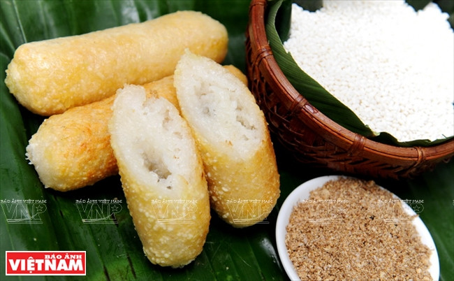 Lên vùng Tây Bắc thưởng thức xôi nướng của đồng bào Thái ảnh 1