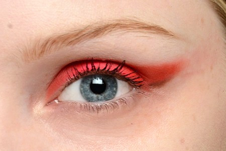 Biến tấu để sở hữu đôi mắt "miêu nữ" mê hoặc phái mạnh ảnh 3