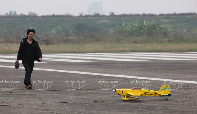 Hà Nội: Thú chơi máy bay mô hình chinh phục người đam mê độ cao ảnh 12
