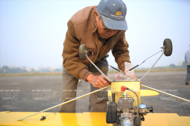Hà Nội: Thú chơi máy bay mô hình chinh phục người đam mê độ cao ảnh 7