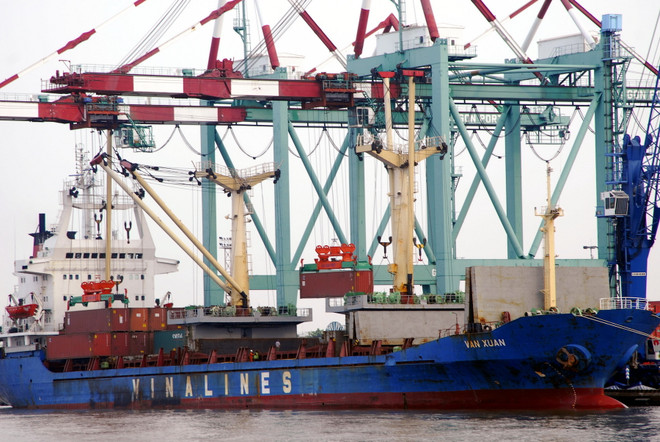 Các cảng biển lớn TP Hồ Chí Minh vượt chỉ tiêu kế hoạch 2014 ảnh 1