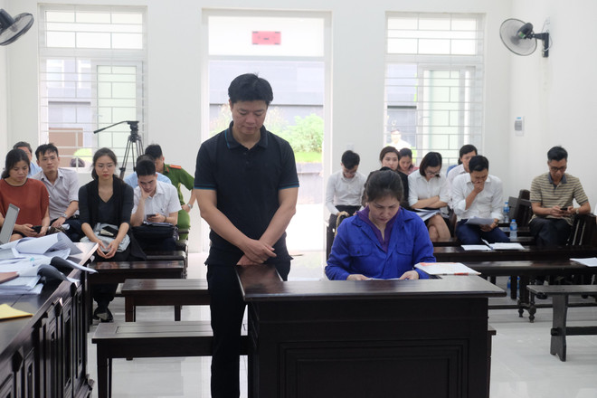 25 năm tù cho 2 vợ chồng lừa đảo từ dự án "ma" nước uống học đường ảnh 1