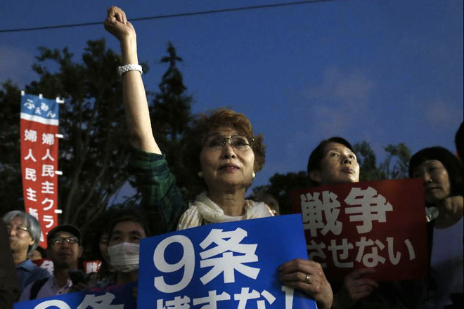 30.000 người biểu tình ở Nhật Bản phản đối dự luật an ninh ảnh 1