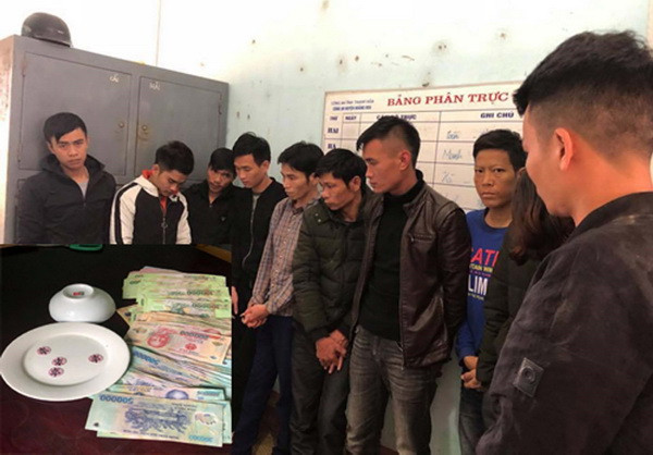 Phá sới bạc khủng, bắt 12 đối tượng sát phạt dưới hình thức xóc đĩa ảnh 1
