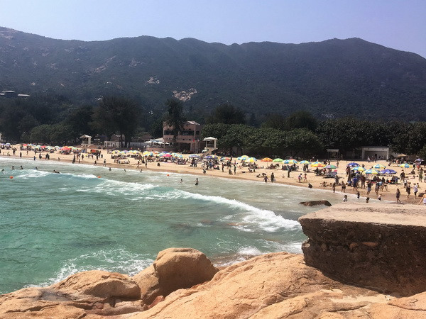 Tới Hong Kong trong năm nay, nhất định phải ghé bãi Thạch Áo ảnh 1