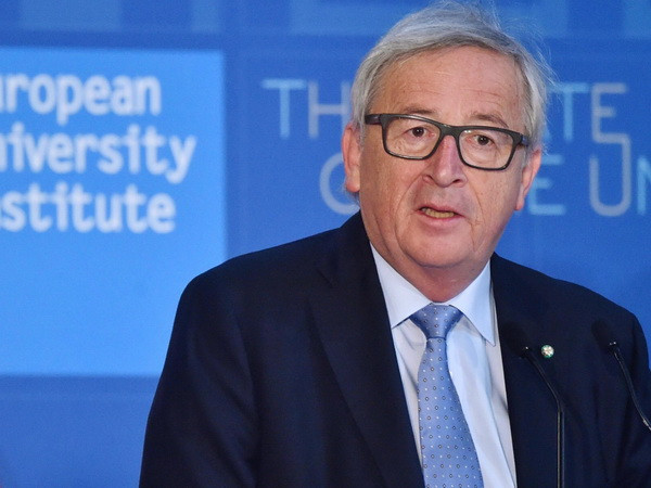 EC ủng hộ ý tưởng 1 bộ trưởng tài chính và 1 ngân sách của Eurozone ảnh 1