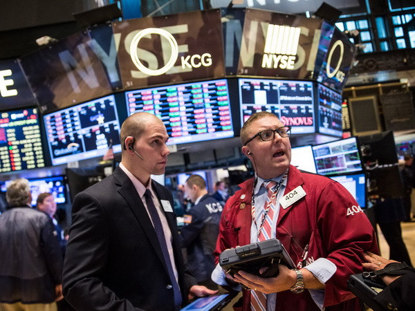 Biến động ở Trung Quốc không đẩy kinh tế thế giới vào suy thoái ảnh 1