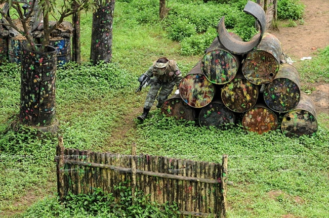 Giới trẻ Hà Thành "phát sốt" với môn thể thao bắn súng sơn ảnh 9