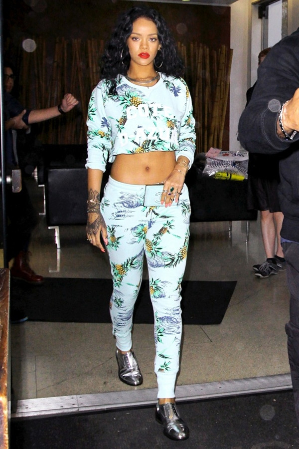 Những gợi ý diện đồ "ton sur ton" lấy phong cách từ các ngôi sao ảnh 12