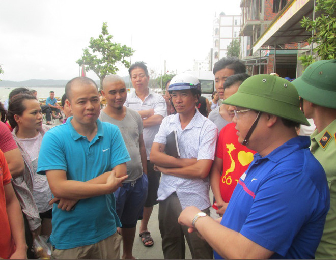 Quảng Ninh: Đưa tàu hải quân ra Cô Tô đón khách du lịch vào bờ ảnh 1