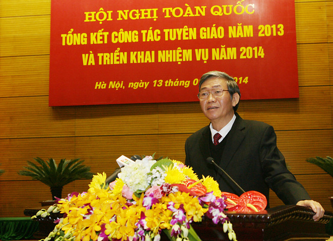Ông Đinh Thế Huynh, Ủy viên Bộ Chính trị, Bí thư Trung ương Đảng, Trưởng Ban Tuyên giáo Trung ương phát biểu tại hội nghị. (Ảnh: Trọng Đức/TTXVN) "Công tác tuyên giáo cần khắc phục tính giáo điều, áp đặt" ảnh 1