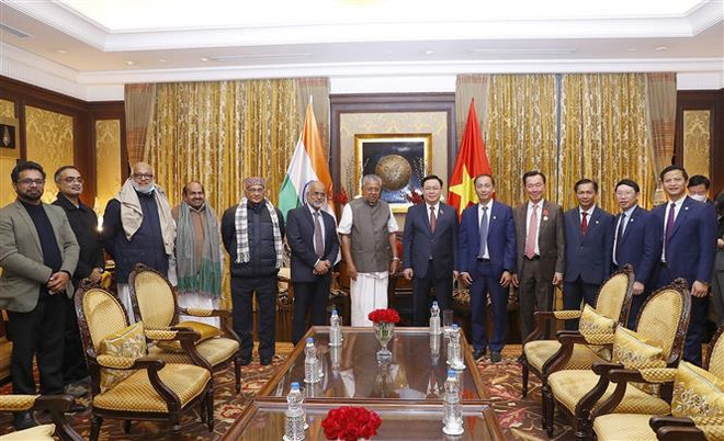 Chủ tịch Quốc hội Vương Đình Huệ tiếp Thủ hiến bang Kerala của Ấn Độ ảnh 3