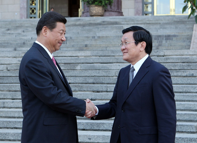 Lãnh đạo Việt-Trung trao đổi điện mừng 65 năm quan hệ ngoại giao ảnh 1