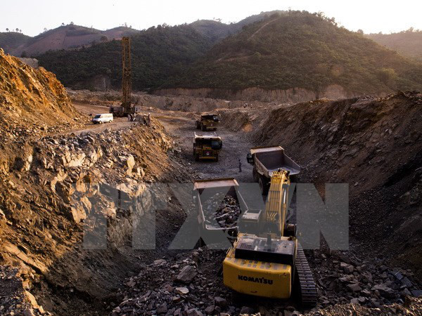 Bác bỏ đề xuất ưu đãi thuế khoáng sản xuất khẩu sang Trung Quốc ảnh 1