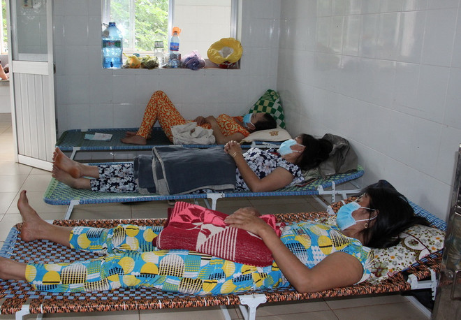 Bệnh viện Đa khoa Bình Phước quá tải bệnh nhân bạch hầu ảnh 1