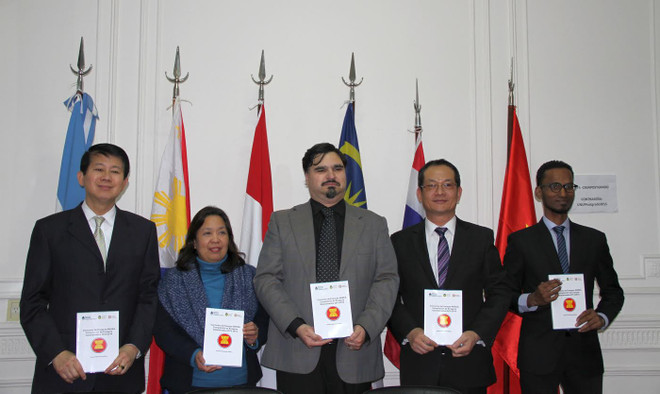 Argentina ra mắt tuyển tập bài viết đoạt giải thi tìm hiểu ASEAN ảnh 1