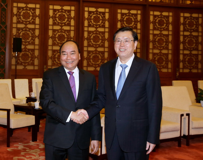 [Photo] Ngày đầu tiên Thủ tướng thăm chính thức Trung Quốc ảnh 9