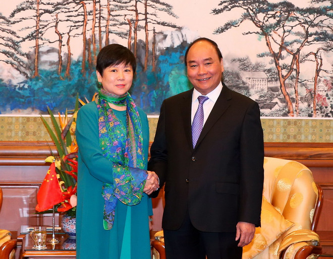 [Photo] Ngày đầu tiên Thủ tướng thăm chính thức Trung Quốc ảnh 10