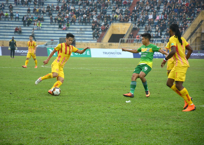 V-League 2018: Tân binh Nam Định bị chia điểm trên sân nhà ảnh 1