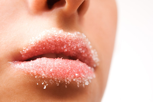 Các công thức giúp bạn điều trị tình trạng môi khô nứt ảnh 4