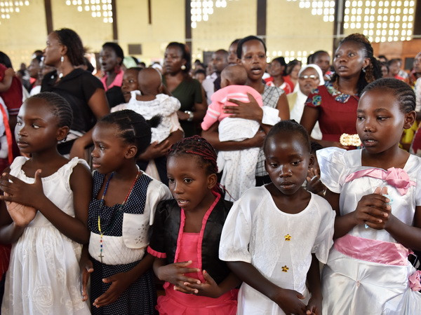 Kenya đình chỉ nhiều quan chức cảnh sát sau vụ tấn công ở Garissa ảnh 1