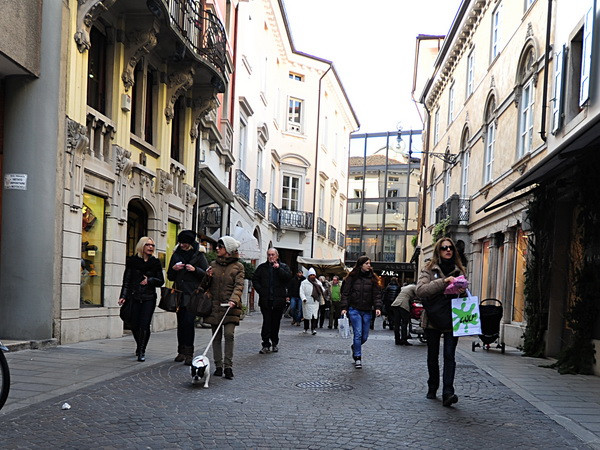  Italy dự báo sẽ thoát khỏi suy thoái kinh tế trong năm 2015 ảnh 1