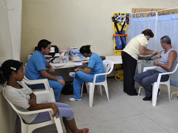 Venezuela dự định xây thêm hàng nghìn trạm xá địa phương ảnh 1