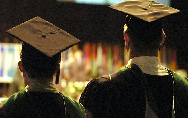 Báo động tình trạng sử dụng bằng cấp giả tại Malaysia ảnh 1