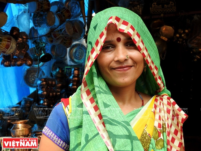 "Du lịch tâm linh" trên hành trình xuyên suốt sông Hằng ảnh 5