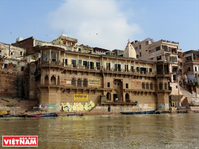 "Du lịch tâm linh" trên hành trình xuyên suốt sông Hằng ảnh 2