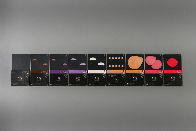 Trang điểm cực tiết kiệm với những thỏi son “tất cả trong một” ảnh 13