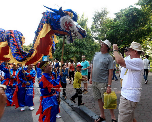 Hà Nội - mảnh đất đáng sống trong lòng du khách bốn phương ảnh 2