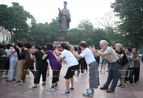 Hà Nội - mảnh đất đáng sống trong lòng du khách bốn phương ảnh 20