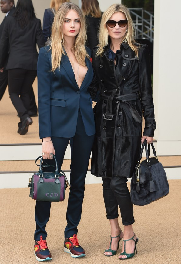 Túi xách Burberry Bee "gây sốt" trong làng thời trang thế giới ảnh 6