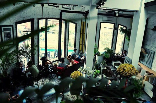 10 quán càphê "sang chảnh" nhất định phải đến ở TP.HCM ảnh 3