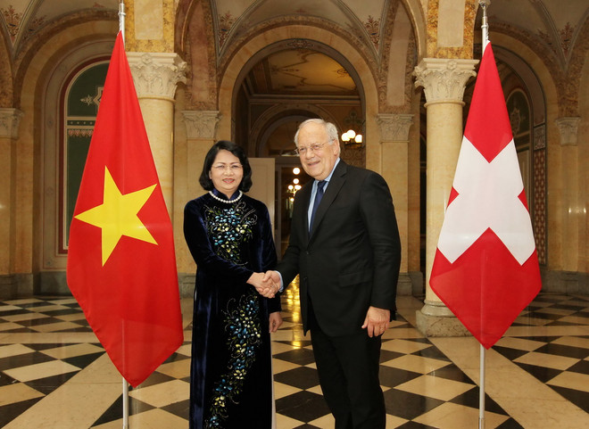 Phó Chủ tịch nước Đặng Thị Ngọc Thịnh thăm làm việc tại Thụy Sĩ ảnh 1
