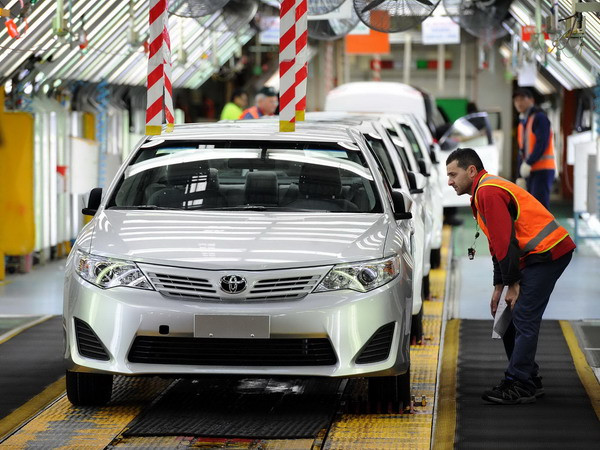 Toyota chậm bàn giao 23.000 xe vì ảnh hưởng muội khói ảnh 1