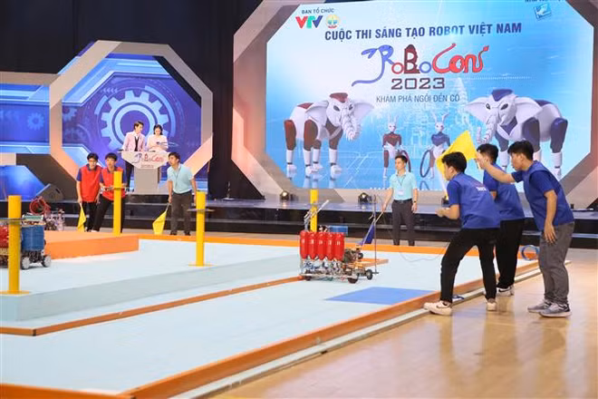 Robocon Việt Nam 2023: Đại học Công nghiệp Hà Nội là nhà vô địch ảnh 3