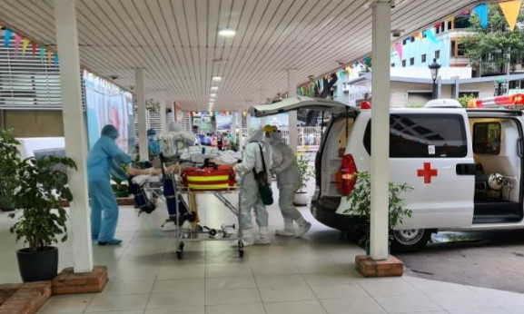 Bệnh nhân 91 đã được chuyển sang Bệnh viện Chợ Rẫy ảnh 1