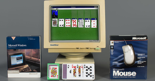 Trò chơi Microsoft Solitaire đơn giản nhưng có sức lôi cuốn mạnh mẽ với bất cứ ai. (Nguồn: newsinfopark.com) Game đánh bài huyền thoại Microsoft Solitaire sắp tròn 30 tuổi ảnh 1