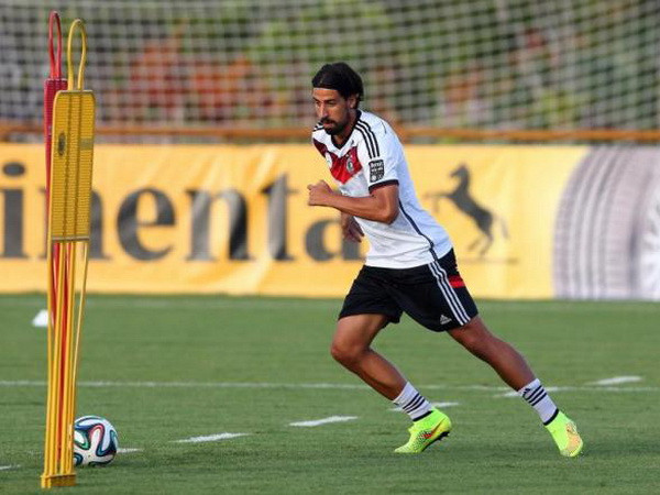 Chuyển nhượng 3/7: M.U có thêm tân binh, Khedira về Arsenal? ảnh 2