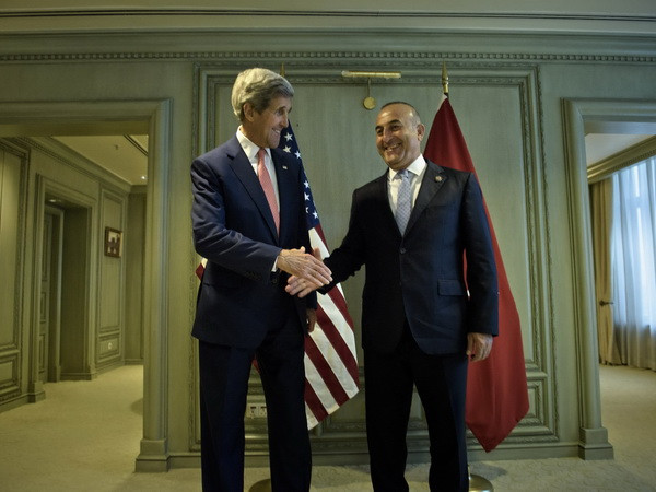 Thổ Nhĩ Kỳ lần đầu tiên tham gia không kích IS cùng Mỹ ảnh 1