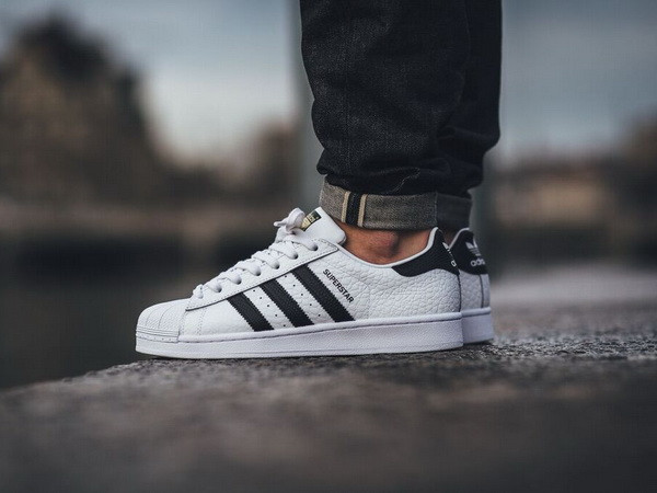 Thương hiệu gần trăm tuổi vẫn nhận được ưu ái từ giới trẻ ảnh 1