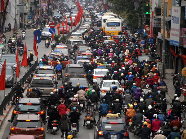 TP.HCM phân luồng cho xe 2 bánh vào làn ôtô để hạn chế ùn tắc ảnh 1